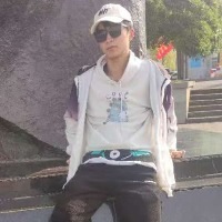 岳阳Gay会员：帅得被人...的头像