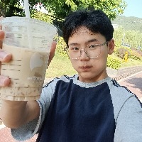 巴中Gay会员：夜长梦多的头像