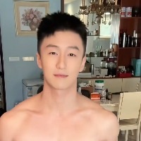 大庆Gay会员：独自挽风的头像